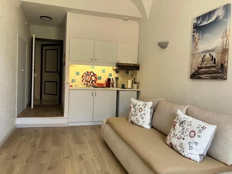 Appartement Studios - Menton Old Town - Near The Beach And Shops